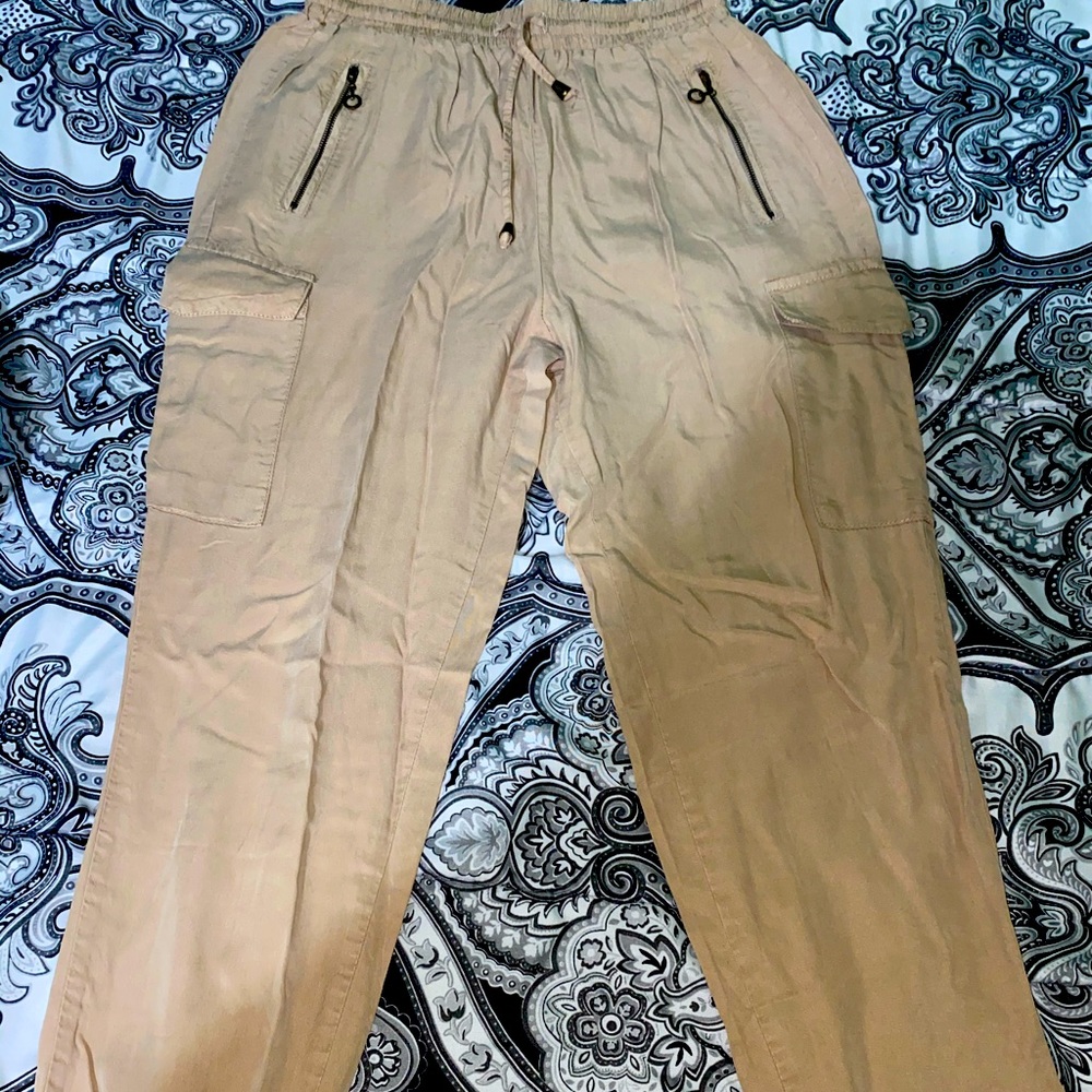 Fashion nova Joggers